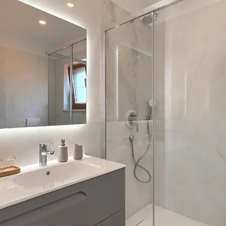 Dora N * Nedeščina