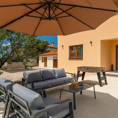 Ferienhaus Dora N