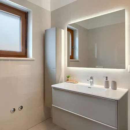 Dora N * Nedeščina