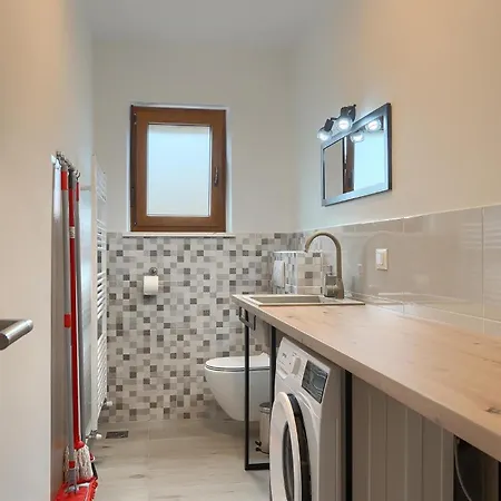 Dora N 펜션 Nedeščina