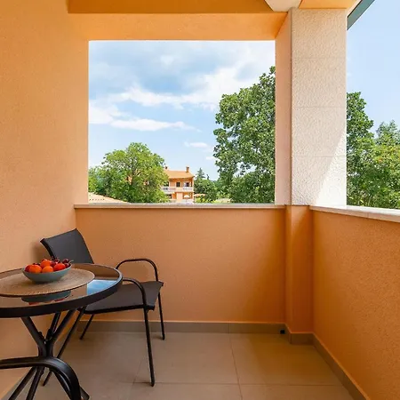 Casa vacanze Dora N *